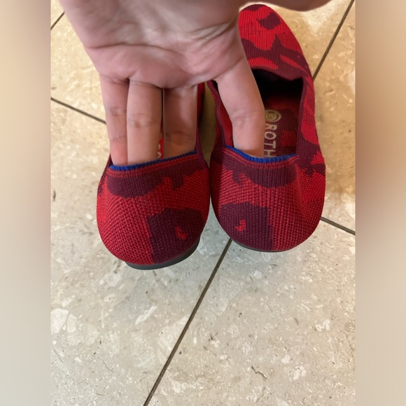 Rothy's The Flat Retired Red Camo Taupe Bottom Round Toe Ballet Flats Size 8 - Picture 6 of 6